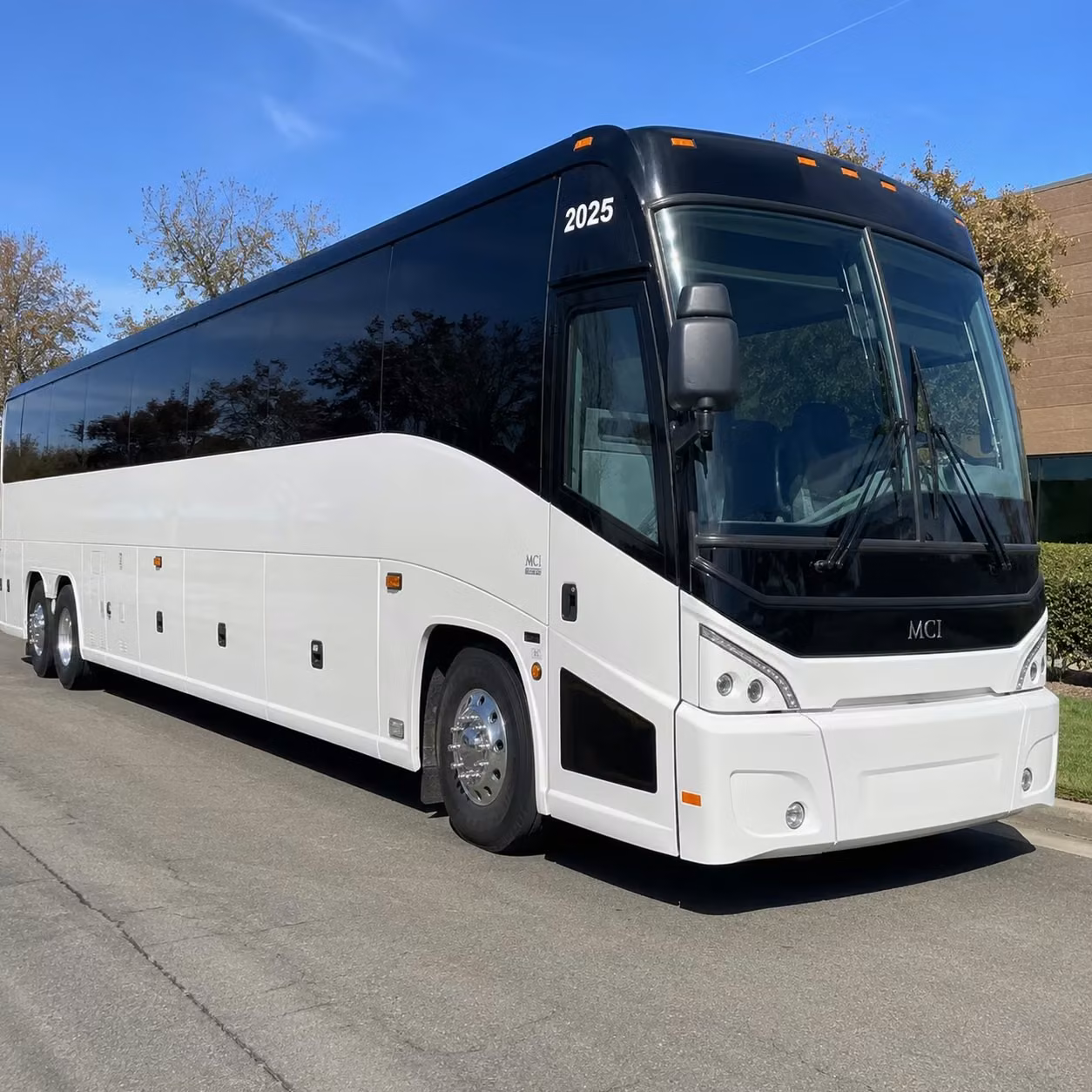 charter buses for large hillsboro wedding receptions