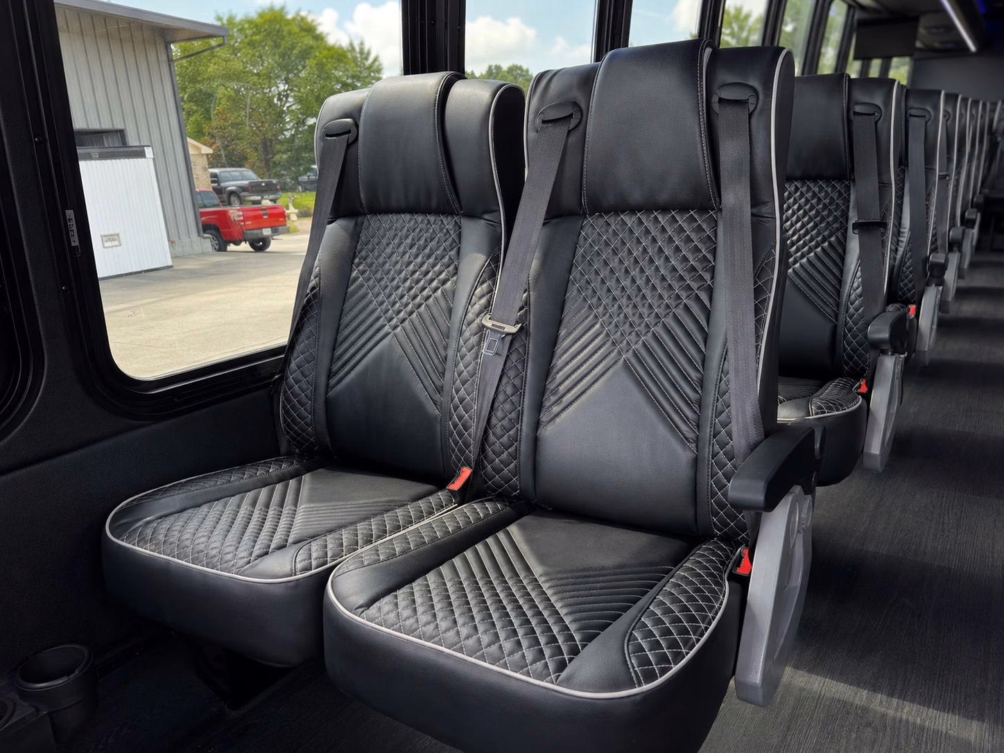 get a hillsboro prom bus with the amenities your group actually wants